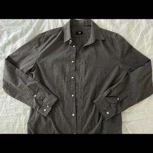 H&M gray button down shirt
